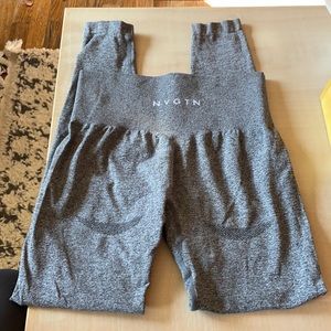 Nvgtn leggings size small